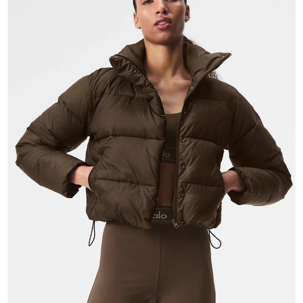 EUC-Alo Yoga gold rush puffer jacket in espresso brown- Sz Xxs